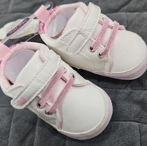 First steps white/pink shoes for baby girls sz 3 NWT